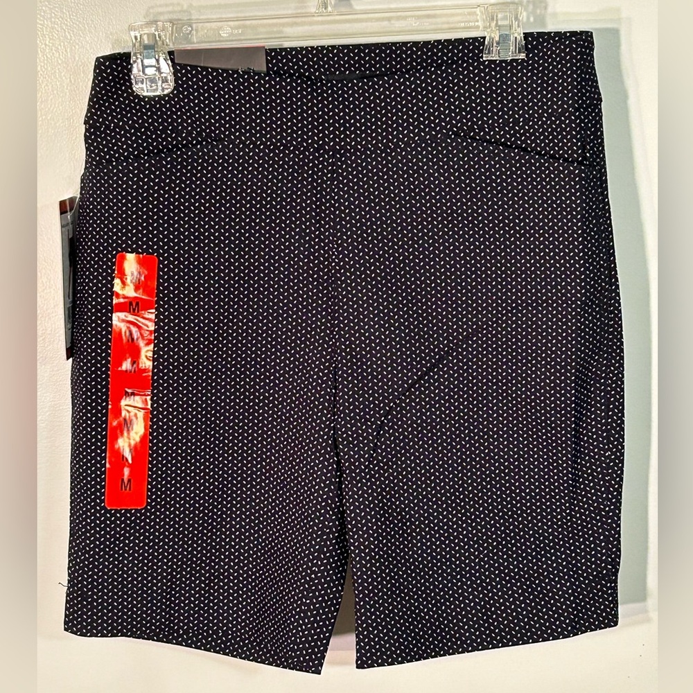 Hilary Radley Women’s Shorts, Med, black, 9” inseam, NWT